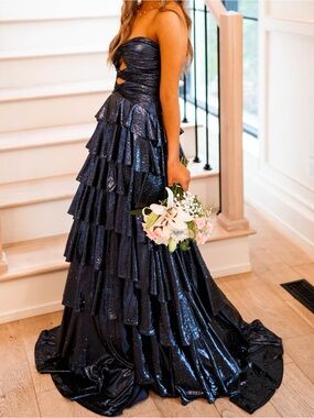 Navy prom dress - only worn for pictures